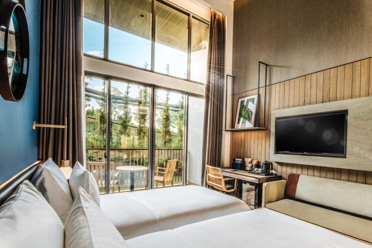 Отель The Botanica Sanctuary Пунчак Экстерьер фото Deluxe Room