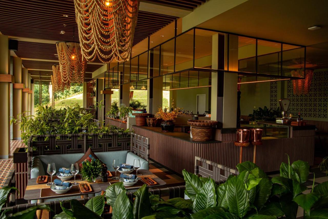 Отель The Botanica Sanctuary Пунчак Экстерьер фото The restaurant